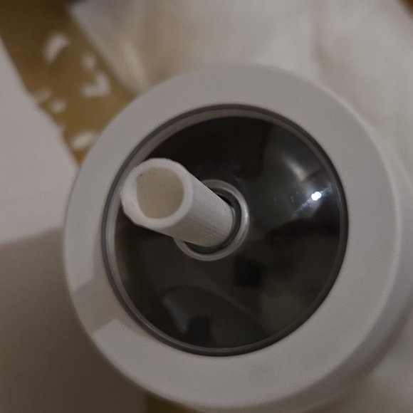 Thermos White Insulated Tumbler - Picture 4 of 8